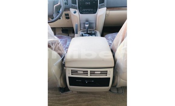 Acheter Import Voiture Toyota Land Cruiser Noir à Import - Dubai, Comté de Bomi Acheter Import Voiture Toyota Land Cruiser Noir à Import - Dubai, Comté de Bomi