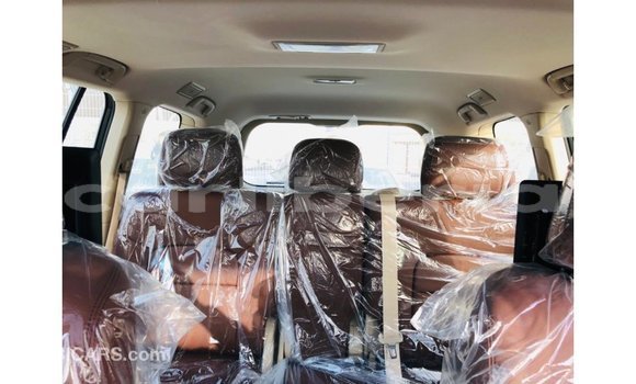Acheter Import Voiture Toyota Land Cruiser Noir à Import - Dubai, Comté de Bomi Acheter Import Voiture Toyota Land Cruiser Noir à Import - Dubai, Comté de Bomi