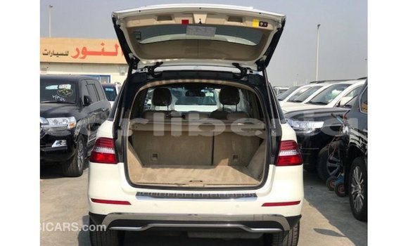 Buy Import Mercedes-Benz 190 White Car in Import - Dubai in Bomi County Buy Import Mercedes-Benz 190 White Car in Import - Dubai in Bomi County