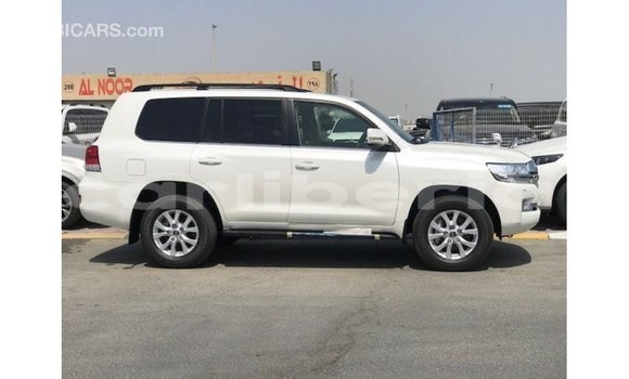 Buy Import Toyota Land Cruiser White Car in Import - Dubai in Bomi County Buy Import Toyota Land Cruiser White Car in Import - Dubai in Bomi County