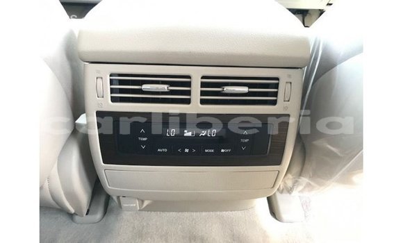 Buy Import Toyota Land Cruiser White Car in Import - Dubai in Bomi County Buy Import Toyota Land Cruiser White Car in Import - Dubai in Bomi County