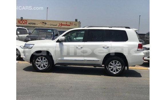 Buy Import Toyota Land Cruiser White Car in Import - Dubai in Bomi County Buy Import Toyota Land Cruiser White Car in Import - Dubai in Bomi County