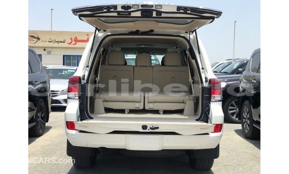 Buy Import Toyota Land Cruiser White Car in Import - Dubai in Bomi County Buy Import Toyota Land Cruiser White Car in Import - Dubai in Bomi County