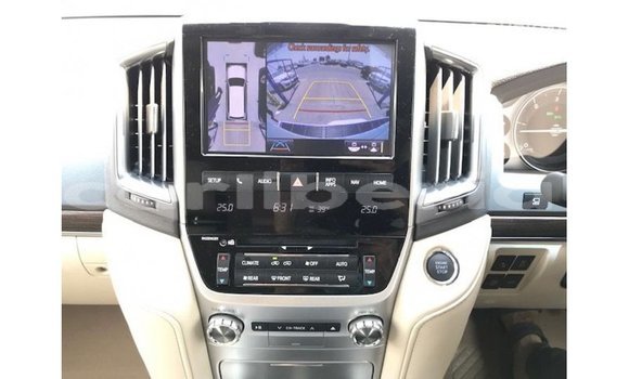 Buy Import Toyota Land Cruiser White Car in Import - Dubai in Bomi County Buy Import Toyota Land Cruiser White Car in Import - Dubai in Bomi County