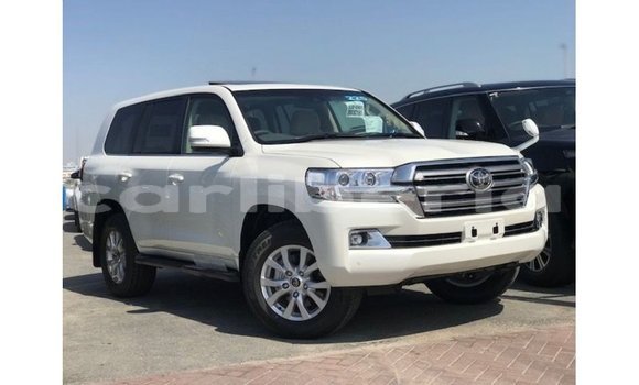 Buy Import Toyota Land Cruiser White Car in Import - Dubai in Bomi County
