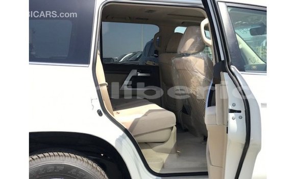 Buy Import Toyota Land Cruiser White Car in Import - Dubai in Bomi County Buy Import Toyota Land Cruiser White Car in Import - Dubai in Bomi County