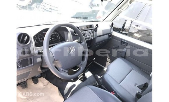 Buy Import Toyota Land Cruiser White Car in Import - Dubai in Bomi County Buy Import Toyota Land Cruiser White Car in Import - Dubai in Bomi County
