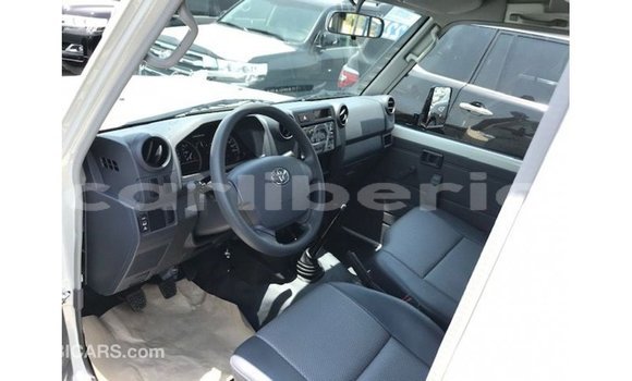 Buy Import Toyota Land Cruiser White Car in Import - Dubai in Bomi County Buy Import Toyota Land Cruiser White Car in Import - Dubai in Bomi County