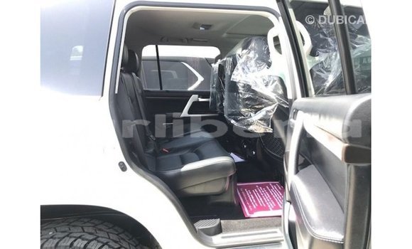 Buy Import Toyota Land Cruiser White Car in Import - Dubai in Bomi County Buy Import Toyota Land Cruiser White Car in Import - Dubai in Bomi County