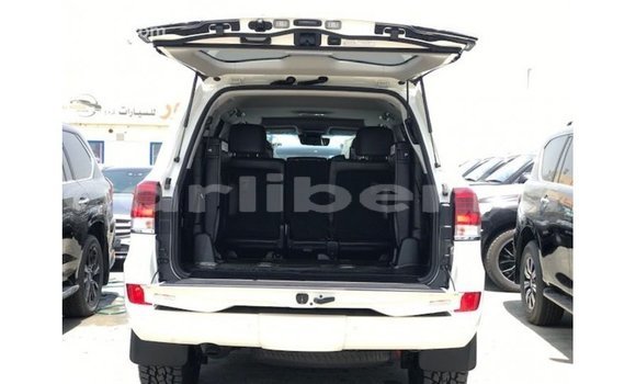 Buy Import Toyota Land Cruiser White Car in Import - Dubai in Bomi County Buy Import Toyota Land Cruiser White Car in Import - Dubai in Bomi County