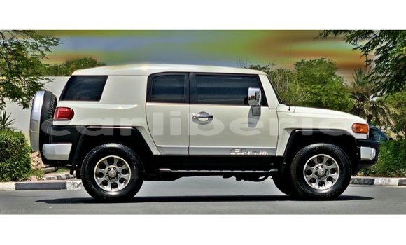 Buy Import Toyota FJ Cruiser White Car in Import - Dubai in Bomi County Buy Import Toyota FJ Cruiser White Car in Import - Dubai in Bomi County