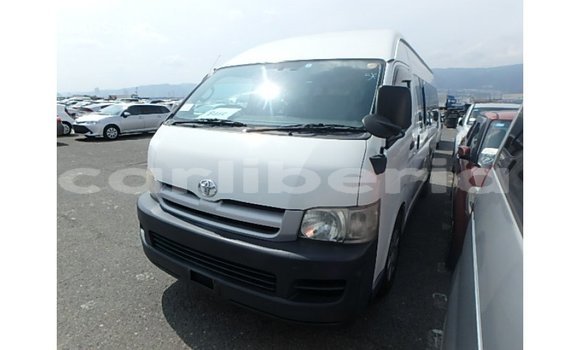 Buy Import Toyota Hiace White Car in Import - Dubai in Bomi County Buy Import Toyota Hiace White Car in Import - Dubai in Bomi County