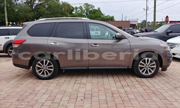 Buy Used Nissan Pathfinder Beige Car in Monrovia in Montserrado County Buy Used Nissan Pathfinder Beige Car in Monrovia in Montserrado County