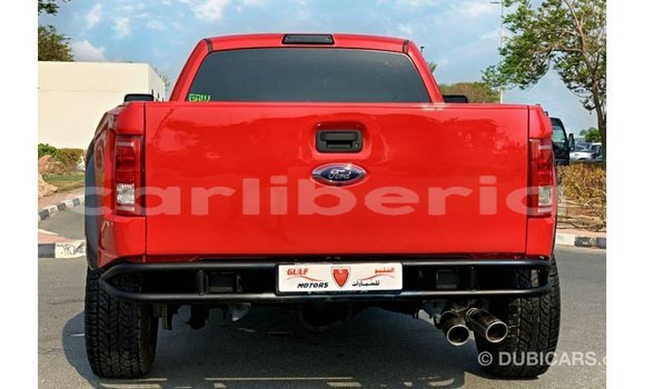 Acheter Import Voiture Ford Club Wagon Rouge à Import - Dubai, Comté de Bomi Acheter Import Voiture Ford Club Wagon Rouge à Import - Dubai, Comté de Bomi