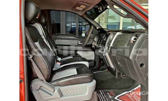 Acheter Import Voiture Ford Club Wagon Rouge à Import - Dubai, Comté de Bomi Acheter Import Voiture Ford Club Wagon Rouge à Import - Dubai, Comté de Bomi