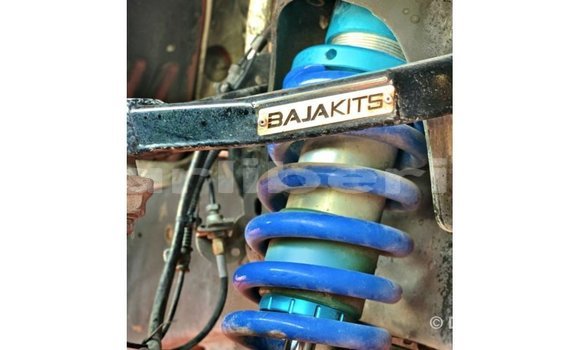 Acheter Import Voiture Ford Club Wagon Rouge à Import - Dubai, Comté de Bomi Acheter Import Voiture Ford Club Wagon Rouge à Import - Dubai, Comté de Bomi