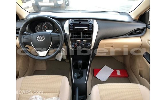 Buy Import Toyota DA White Truck in Import - Dubai in Bomi County Buy Import Toyota DA White Truck in Import - Dubai in Bomi County