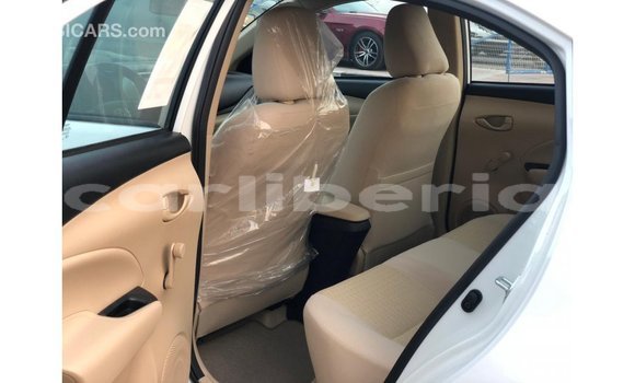 Buy Import Toyota DA White Truck in Import - Dubai in Bomi County Buy Import Toyota DA White Truck in Import - Dubai in Bomi County