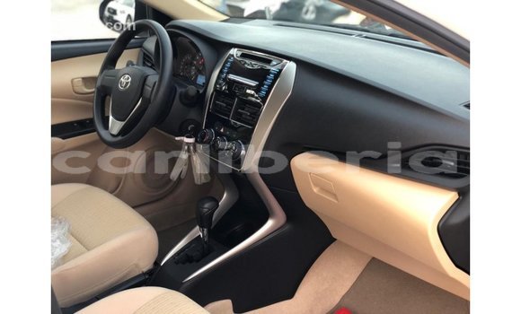 Buy Import Toyota DA White Truck in Import - Dubai in Bomi County Buy Import Toyota DA White Truck in Import - Dubai in Bomi County
