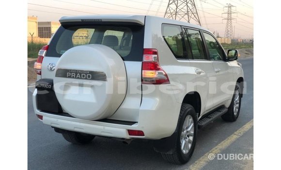 Acheter Import Voiture Toyota Prado Blanc à Import - Dubai, Comté de Bomi Acheter Import Voiture Toyota Prado Blanc à Import - Dubai, Comté de Bomi