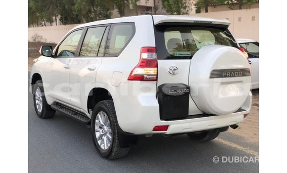 Acheter Import Voiture Toyota Prado Blanc à Import - Dubai, Comté de Bomi Acheter Import Voiture Toyota Prado Blanc à Import - Dubai, Comté de Bomi