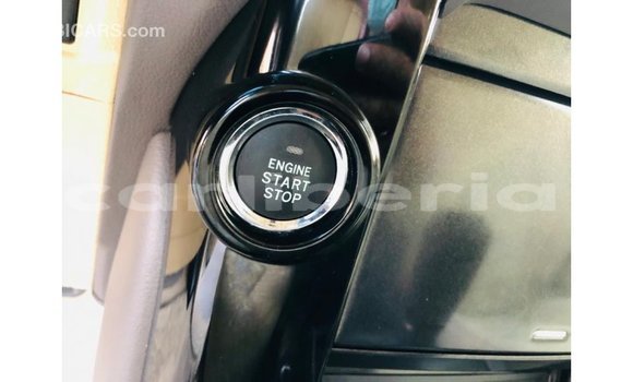 Acheter Import Voiture Toyota Prado Blanc à Import - Dubai, Comté de Bomi Acheter Import Voiture Toyota Prado Blanc à Import - Dubai, Comté de Bomi