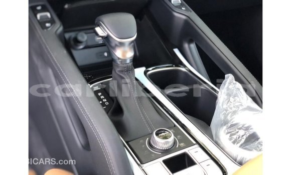 Acheter Import Voiture Kia Carens Blanc à Import - Dubai, Comté de Bomi Acheter Import Voiture Kia Carens Blanc à Import - Dubai, Comté de Bomi