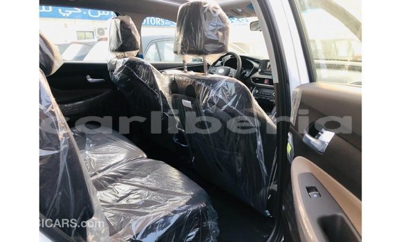 Buy Import Hyundai Santa Fe White Car in Import - Dubai in Bomi County Buy Import Hyundai Santa Fe White Car in Import - Dubai in Bomi County