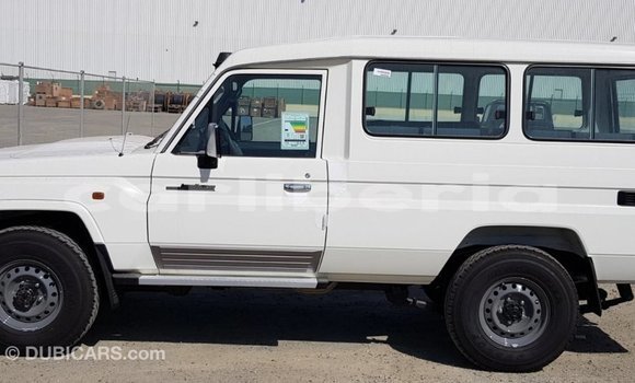 Buy Import Toyota Land Cruiser White Car in Import - Dubai in Bomi County Buy Import Toyota Land Cruiser White Car in Import - Dubai in Bomi County