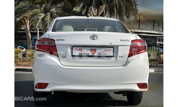 Acheter Import Voiture Toyota Yaris Blanc à Import - Dubai, Comté de Bomi Acheter Import Voiture Toyota Yaris Blanc à Import - Dubai, Comté de Bomi