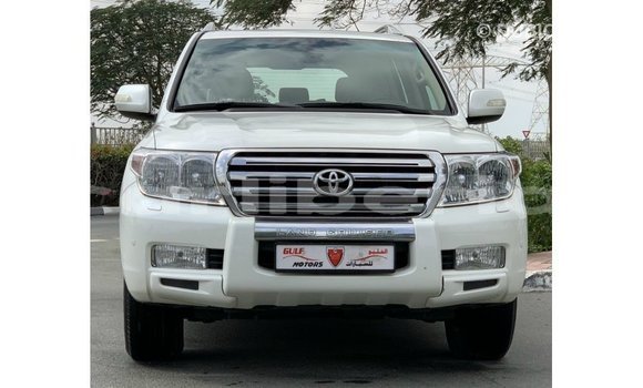 Buy Import Toyota Land Cruiser White Car in Import - Dubai in Bomi County Buy Import Toyota Land Cruiser White Car in Import - Dubai in Bomi County