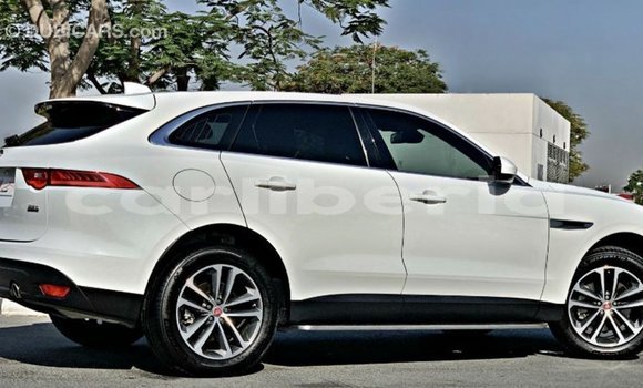 Acheter Import Voiture Jaguar F-Pace Blanc à Import - Dubai, Comté de Bomi Acheter Import Voiture Jaguar F-Pace Blanc à Import - Dubai, Comté de Bomi