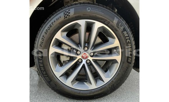 Acheter Import Voiture Jaguar F-Pace Blanc à Import - Dubai, Comté de Bomi Acheter Import Voiture Jaguar F-Pace Blanc à Import - Dubai, Comté de Bomi