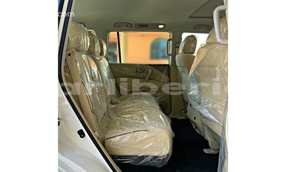 Acheter Import Voiture Nissan Patrol Blanc à Import - Dubai, Comté de Bomi Acheter Import Voiture Nissan Patrol Blanc à Import - Dubai, Comté de Bomi