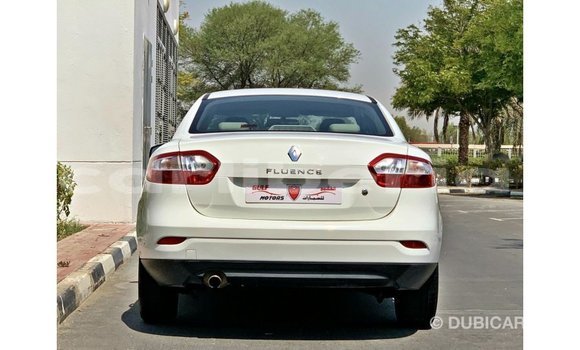 Acheter Import Voiture Renault Fluence Blanc à Import - Dubai, Comté de Bomi Acheter Import Voiture Renault Fluence Blanc à Import - Dubai, Comté de Bomi
