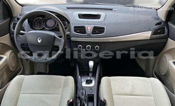 Acheter Import Voiture Renault Fluence Blanc à Import - Dubai, Comté de Bomi Acheter Import Voiture Renault Fluence Blanc à Import - Dubai, Comté de Bomi