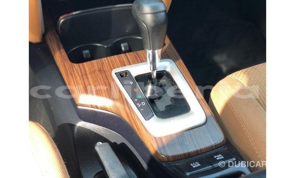 Acheter Import Voiture Toyota Fortuner Blanc à Import - Dubai, Comté de Bomi Acheter Import Voiture Toyota Fortuner Blanc à Import - Dubai, Comté de Bomi