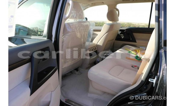 Buy Import Toyota Land Cruiser Black Car in Import - Dubai in Bomi County Buy Import Toyota Land Cruiser Black Car in Import - Dubai in Bomi County