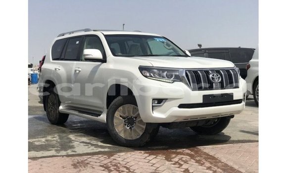 Buy Import Toyota Prado White Car in Import - Dubai in Bomi County