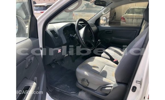 Buy Import Toyota Hilux White Car in Import - Dubai in Bomi County Buy Import Toyota Hilux White Car in Import - Dubai in Bomi County