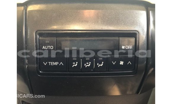 Acheter Import Voiture Toyota Prado Blanc à Import - Dubai, Comté de Bomi Acheter Import Voiture Toyota Prado Blanc à Import - Dubai, Comté de Bomi