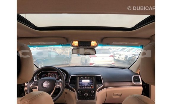 Acheter Import Voiture Jeep Grand Cherokee Noir à Import - Dubai, Comté de Bomi Acheter Import Voiture Jeep Grand Cherokee Noir à Import - Dubai, Comté de Bomi