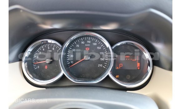 Buy Import Renault Duster White Car in Import - Dubai in Bomi County