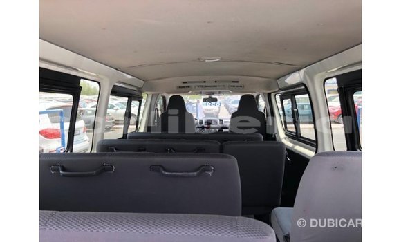 Acheter Import Utilitaire Toyota DA Blanc à Import - Dubai, Comté de Bomi Acheter Import Utilitaire Toyota DA Blanc à Import - Dubai, Comté de Bomi