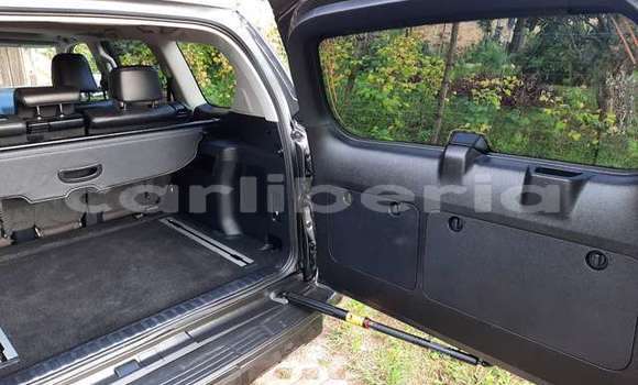 Buy Used Toyota Land Cruiser Beige Car in Monrovia in Montserrado County Buy Used Toyota Land Cruiser Beige Car in Monrovia in Montserrado County