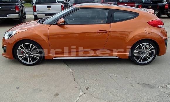 Acheter Occasion Voiture Hyundai Veloster Marron à Monrovia, Comté de Montserrado Acheter Occasion Voiture Hyundai Veloster Marron à Monrovia, Comté de Montserrado