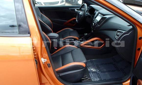 Acheter Occasion Voiture Hyundai Veloster Marron à Monrovia, Comté de Montserrado Acheter Occasion Voiture Hyundai Veloster Marron à Monrovia, Comté de Montserrado