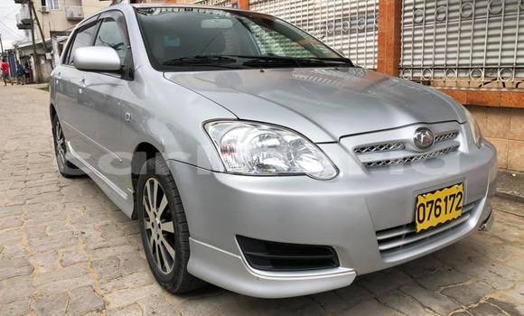 Buy Used Toyota Runx Beige Car in Monrovia in Montserrado County Buy Used Toyota Runx Beige Car in Monrovia in Montserrado County
