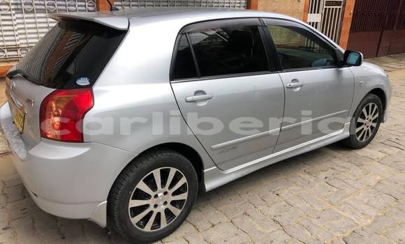Buy Used Toyota Runx Beige Car in Monrovia in Montserrado County Buy Used Toyota Runx Beige Car in Monrovia in Montserrado County
