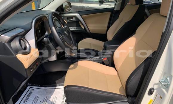 Buy Used Toyota RAV4 White Car in Monrovia in Montserrado County Buy Used Toyota RAV4 White Car in Monrovia in Montserrado County